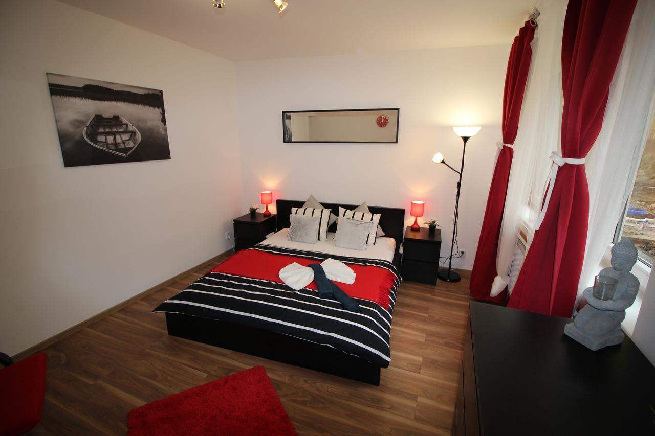 Smart City Prague Apartment Екстериор снимка